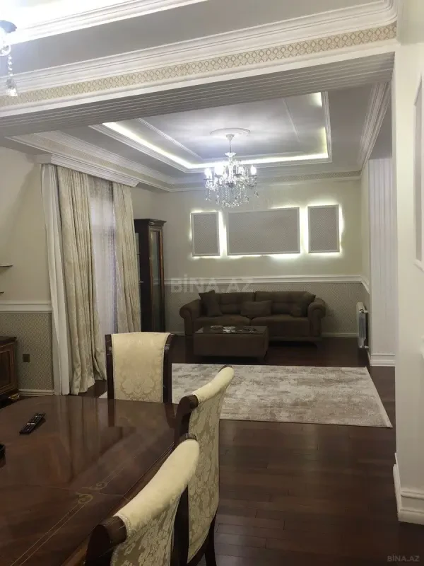 Satılır 2 otaqlı mənzil 94 m²