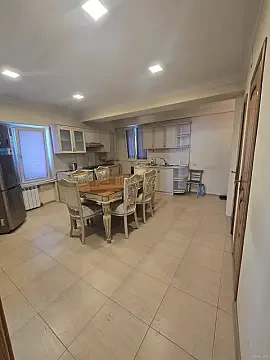 Kirayə verilir 3 otaqlı mənzil 90 m² — Bakı, Xətai 3 otaq 90.00 m²