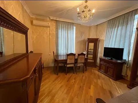Kirayə verilir 2 otaqlı mənzil 70 m² — Bakı, İnşaatçılar 2 otaq 70.00 m²