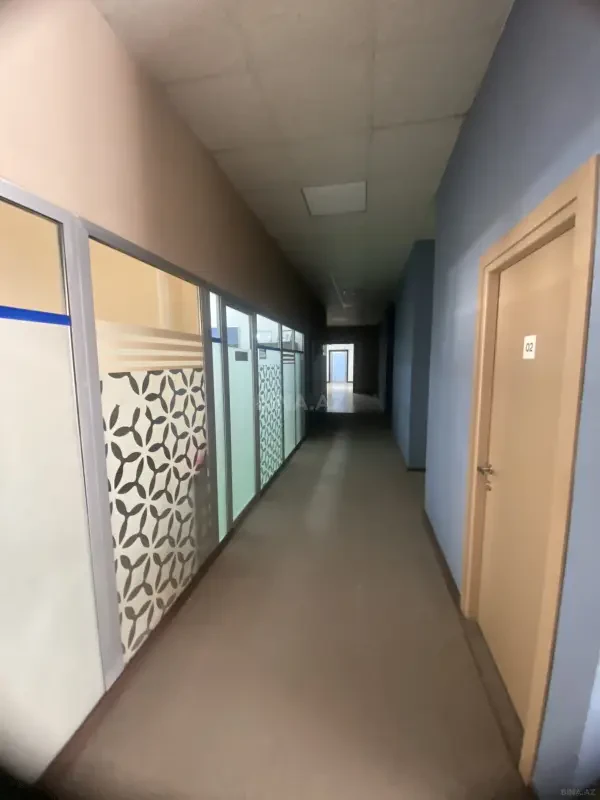 Kirayə verilir 20 otaqlı ofis 750 m²