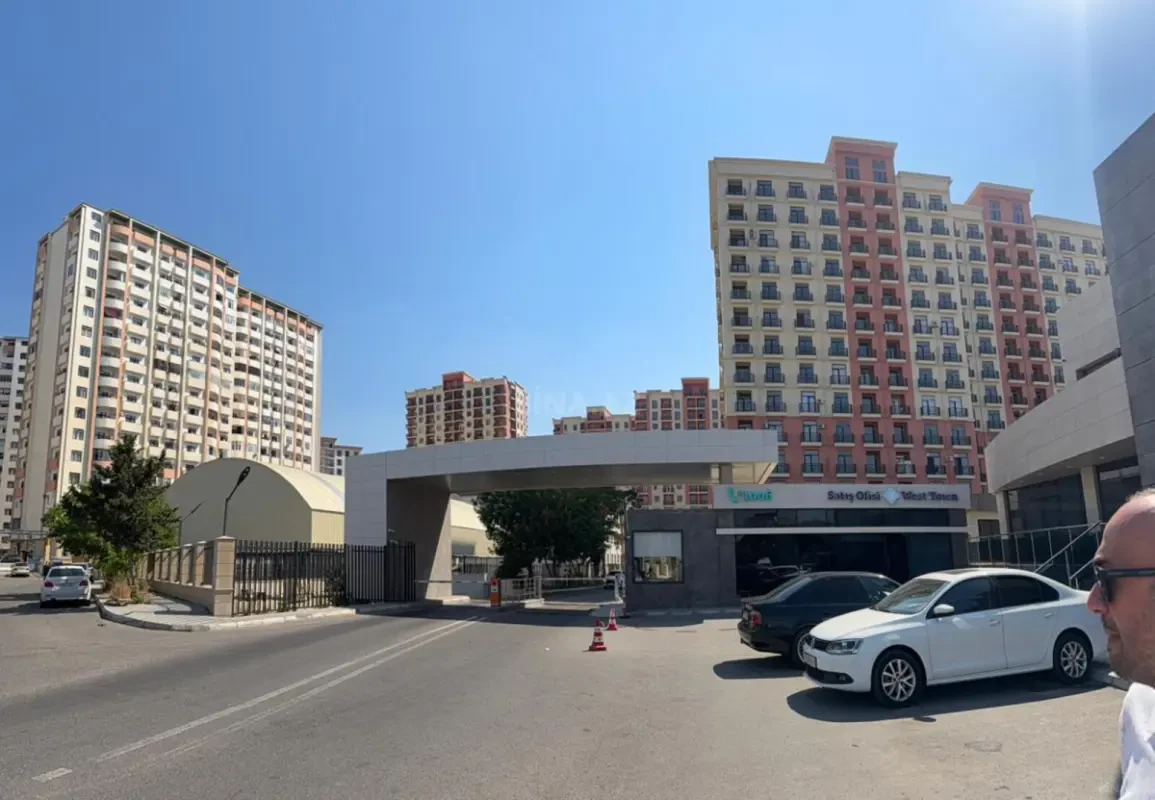 Kirayə verilir 3 otaqlı mənzil 101 m²