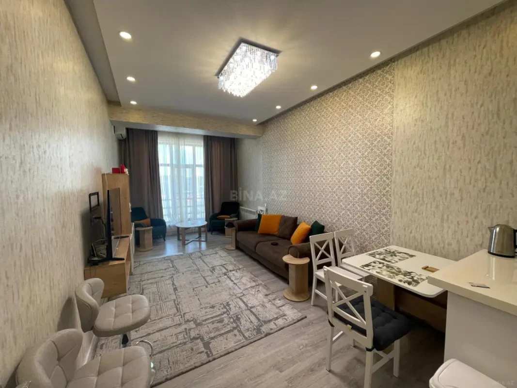 Kirayə verilir 2 otaqlı mənzil 65 m²