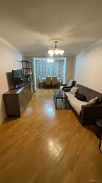 Kirayə verilir 3 otaqlı mənzil 75 m² — Bakı, Nərimanov 3 otaq 75.00 m²