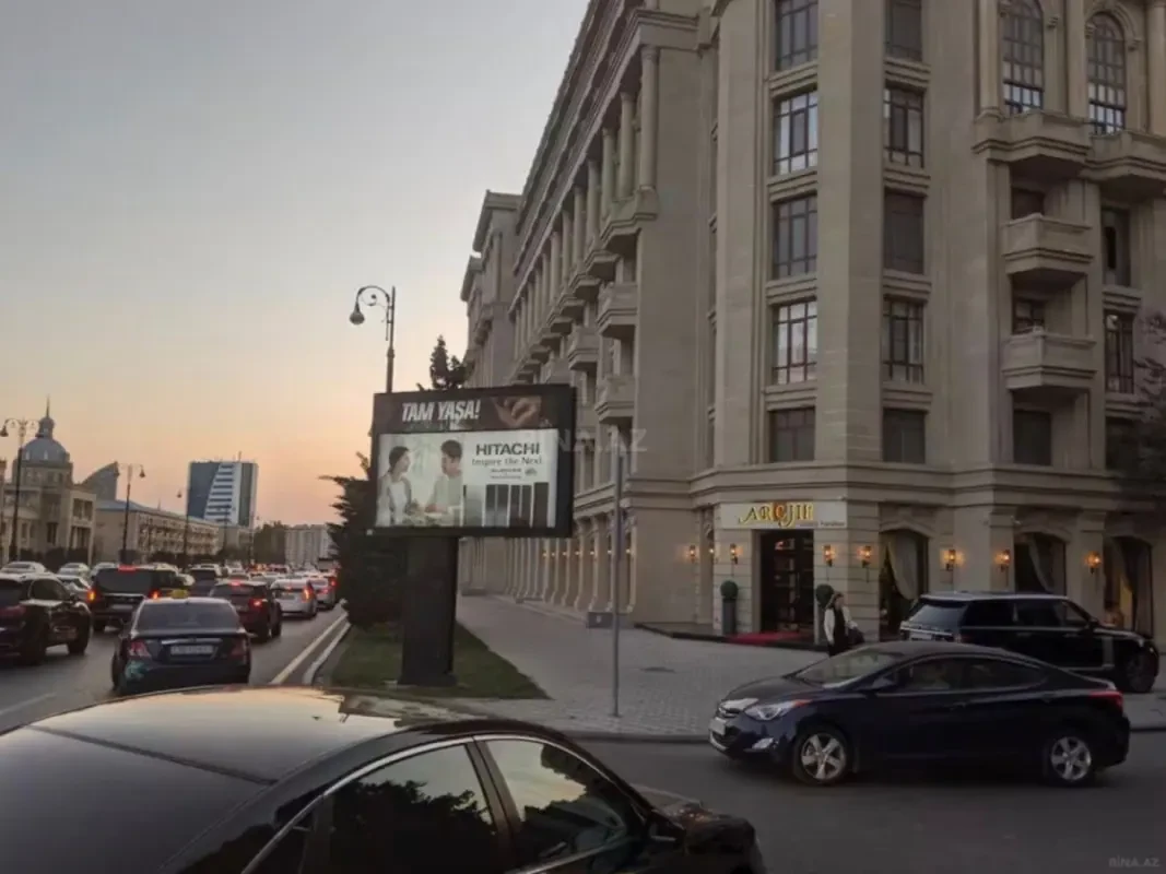 Kirayə verilir 3 otaqlı mənzil 115 m²