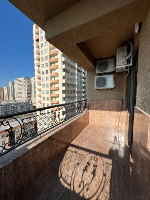 Kirayə verilir 3 otaqlı mənzil 120 m²