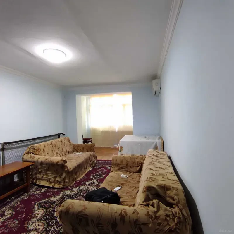 Kirayə verilir 2 otaqlı mənzil 50 m²