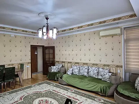 Kirayə verilir 3 otaqlı mənzil 130 m² — Bakı, İnşaatçılar 3 otaq 130.00 m²
