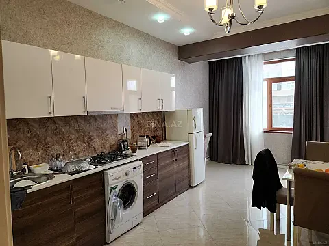 Satılır 3 otaqlı mənzil 123 m² — Bakı, İnşaatçılar 3 otaq 123.00 m²