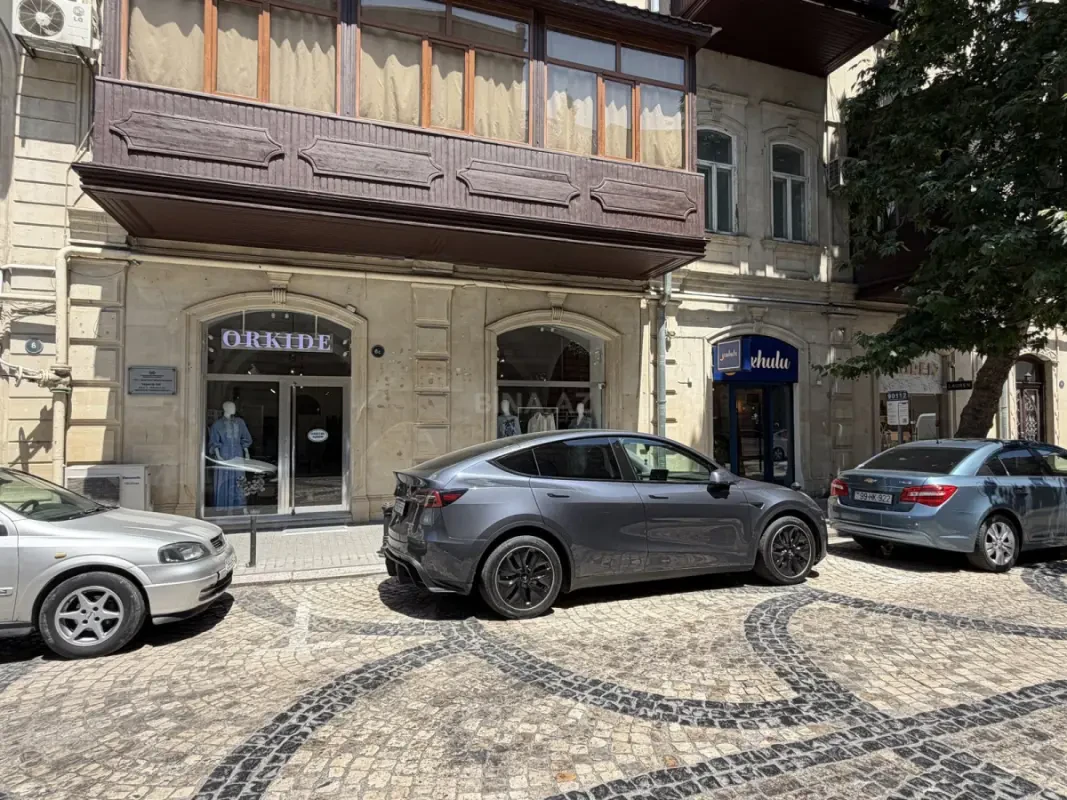 Kirayə verilir obyekt 67 m²