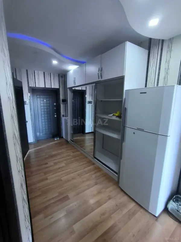 Kirayə verilir 2 otaqlı mənzil 65 m²