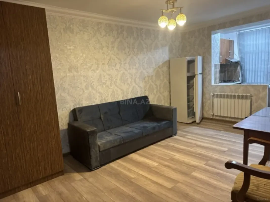 Kirayə verilir 2 otaqlı mənzil 45 m²