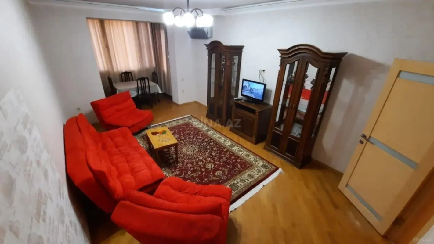 Kirayə verilir 2 otaqlı mənzil 55 m²