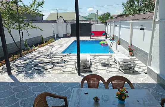 Kirayə verilir 3 otaqlı həyət evi 100 m² — Qəbələ 3 otaq 100.00 m²
