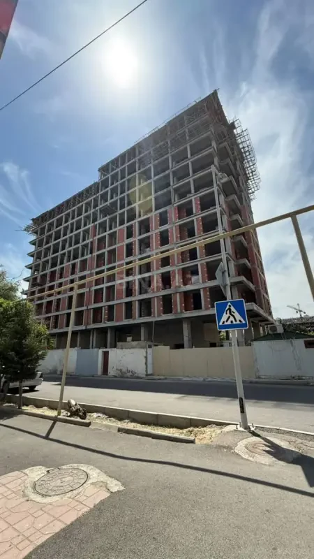 Satılır 2 otaqlı mənzil 89 m²