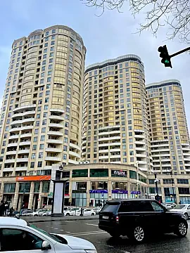 Kirayə verilir 3 otaqlı mənzil 165 m² — Bakı, Nizami 3 otaq 165.00 m²