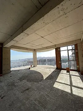 Satılır 4 otaqlı mənzil 187 m² — Bakı 4 otaq 187.00 m²