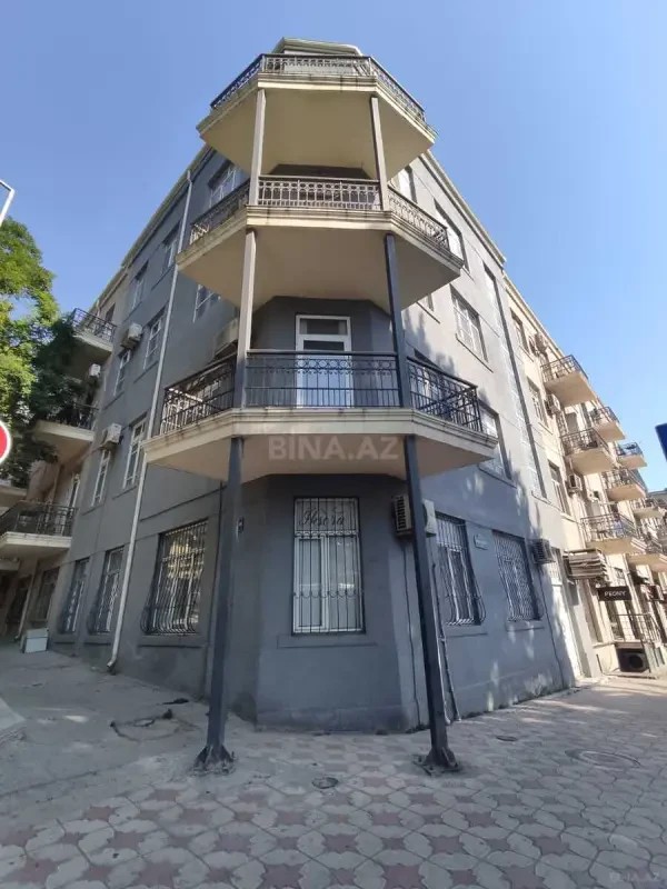 Kirayə verilir 2 otaqlı mənzil 80 m²