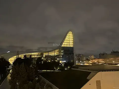 Kirayə verilir 3 otaqlı mənzil 100 m² — Bakı, Nərimanov 3 otaq 100.00 m²