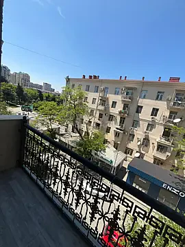 Satılır 4 otaqlı mənzil 240 m² — Bakı, Nərimanov 4 otaq 240.00 m²