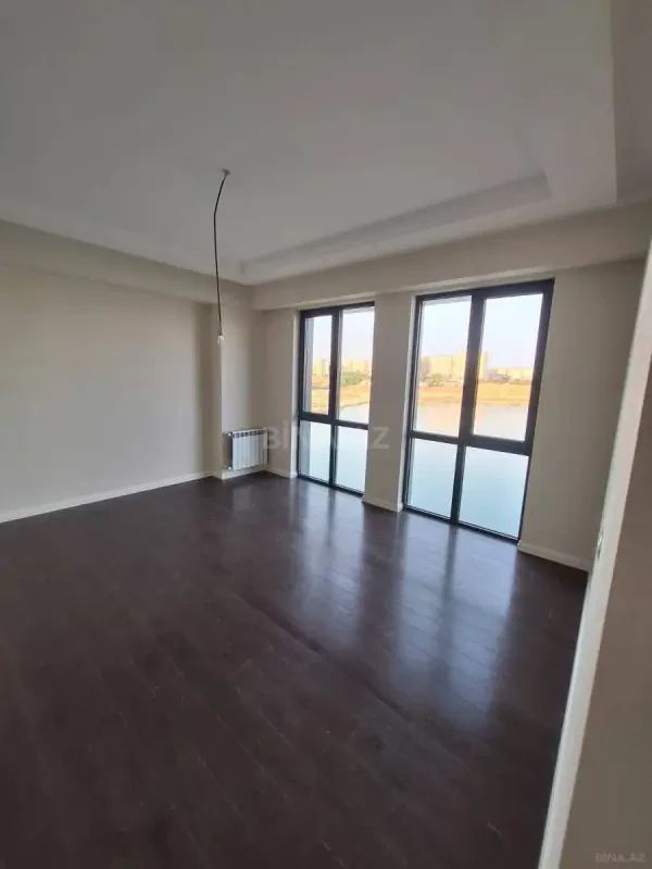 Satılır 3 otaqlı mənzil 84 m²