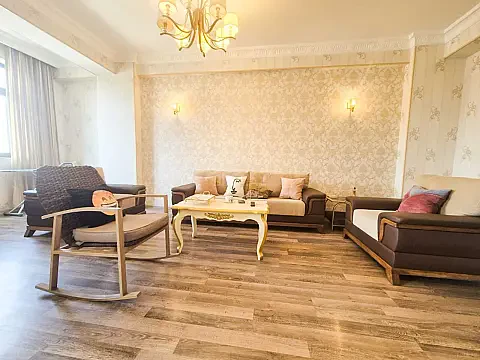Kirayə verilir 2 otaqlı mənzil 90 m² — Bakı 2 otaq 90.00 m²