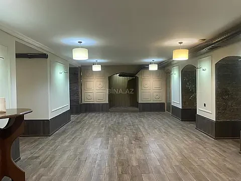 Kirayə verilir obyekt 240 m² — Bakı 240.00 m²