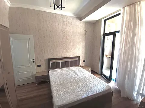 Kirayə verilir 2 otaqlı mənzil 65 m² — Bakı 2 otaq 65.00 m²