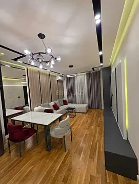 Kirayə verilir 3 otaqlı mənzil 110 m² — Bakı 3 otaq 110.00 m²