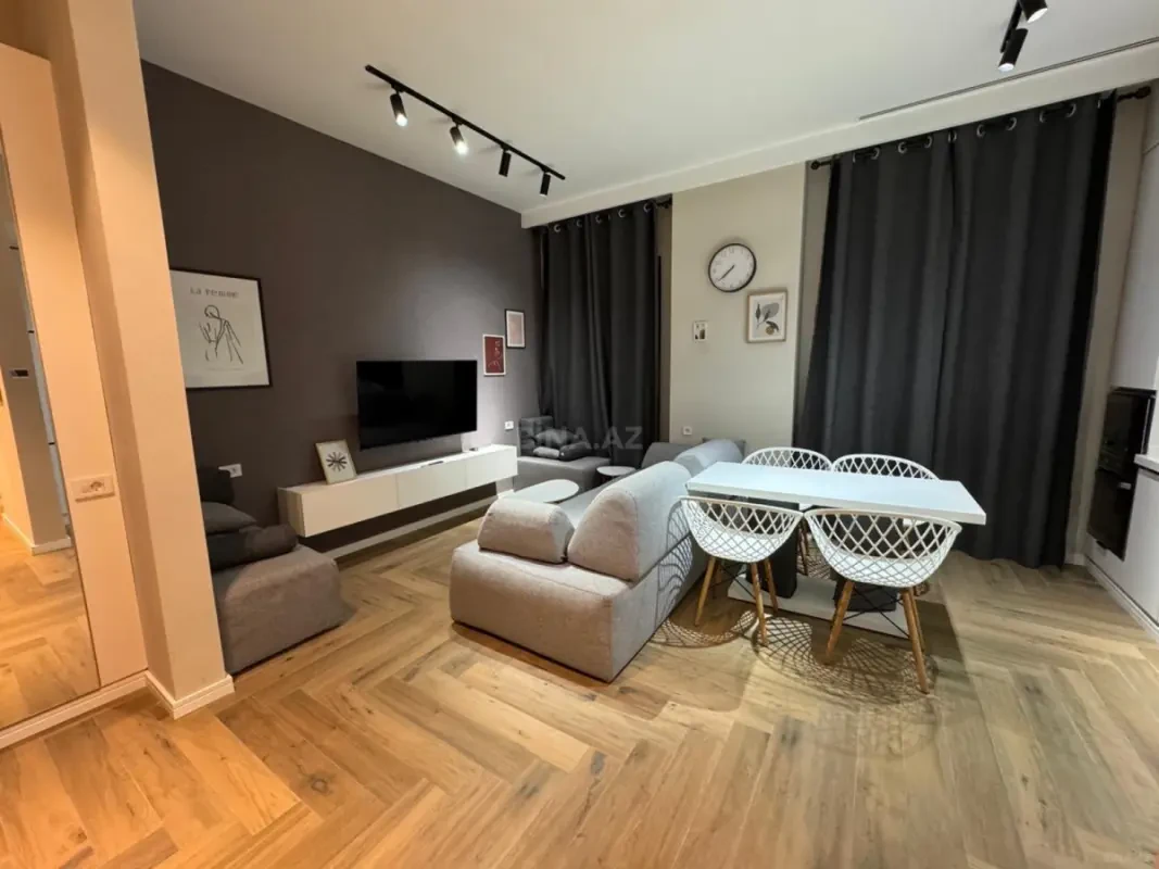 Kirayə verilir 2 otaqlı mənzil 52 m²