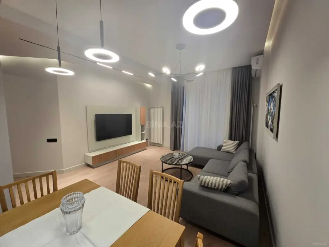 Kirayə verilir 3 otaqlı mənzil 110 m²