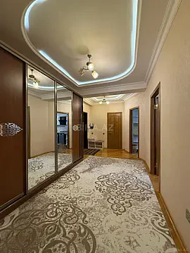 Satılır 4 otaqlı mənzil 140 m² — Bakı 4 otaq 140.00 m²