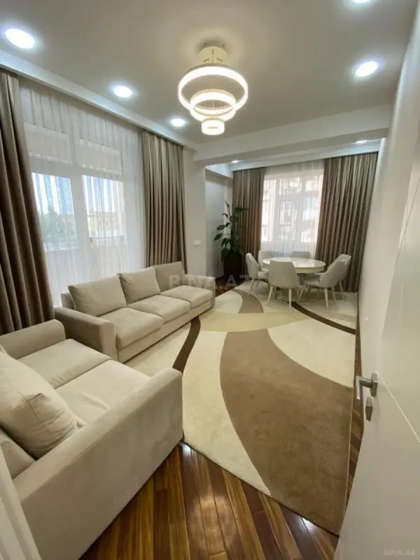 Satılır 2 otaqlı mənzil 90 m²