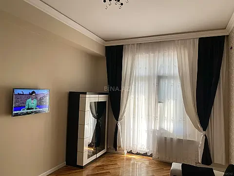 Kirayə verilir 2 otaqlı mənzil 90 m² — Bakı 2 otaq 90.00 m²
