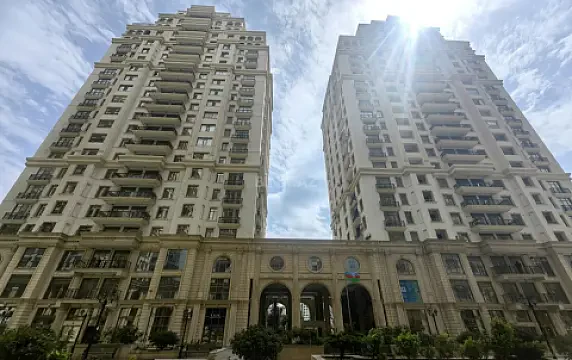 Satılır 4 otaqlı mənzil 322 m² — Bakı 4 otaq 322.00 m²