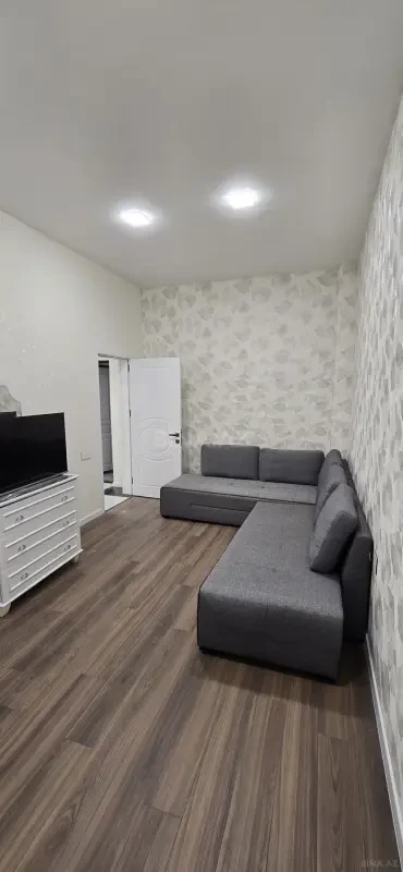 Kirayə verilir 3 otaqlı mənzil 77 m²