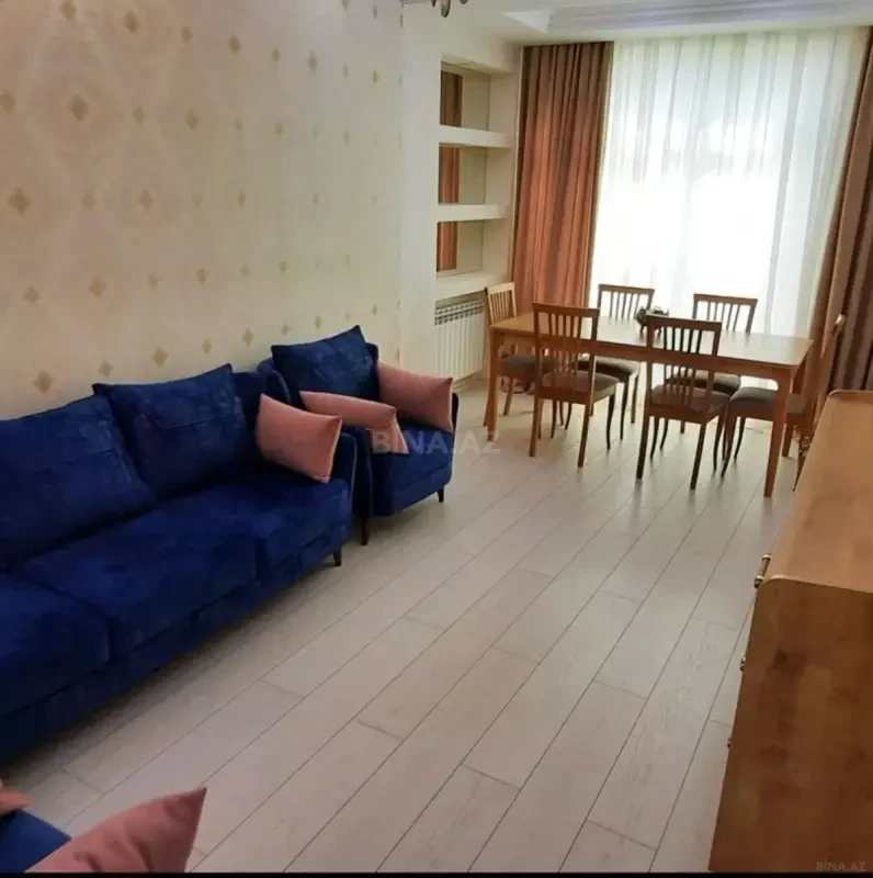 Kirayə verilir 3 otaqlı mənzil 88 m²