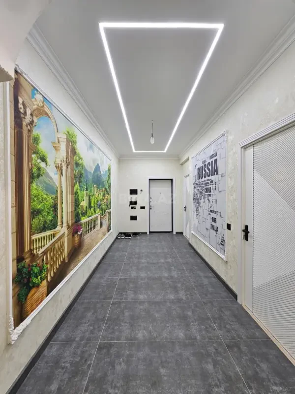 Satılır 2 otaqlı mənzil 83 m²