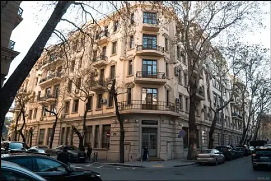 Kirayə verilir 3 otaqlı mənzil 65 m² — Bakı 3 otaq 65.00 m²