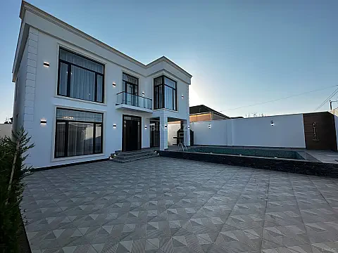 Satılır 4 otaqlı həyət evi 220 m² — Bakı, Mərdəkan 4 otaq 220.00 m²