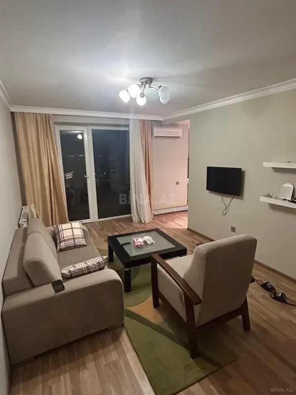 Kirayə verilir 2 otaqlı mənzil 50 m²