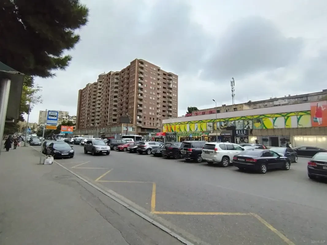 Satılır 3 otaqlı mənzil 86 m²