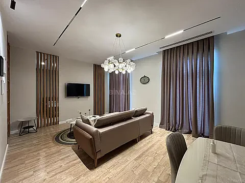 Kirayə verilir 2 otaqlı mənzil 67 m² — Bakı 2 otaq 67.00 m²
