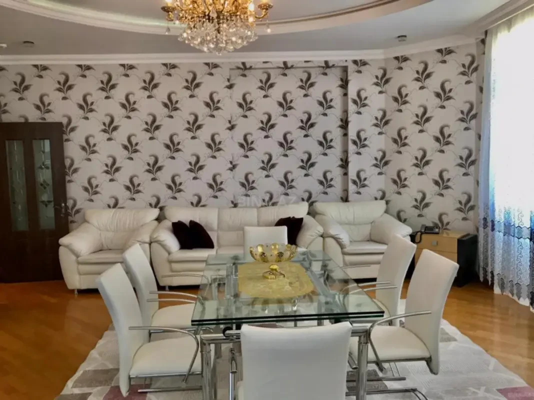Kirayə verilir 3 otaqlı mənzil 155 m²