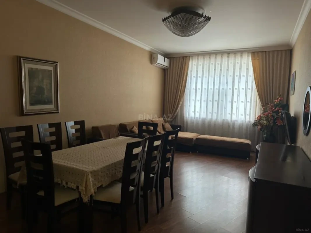 Kirayə verilir 3 otaqlı mənzil 125 m²