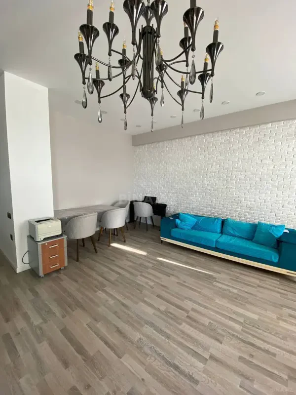 Kirayə verilir 3 otaqlı mənzil 75 m²