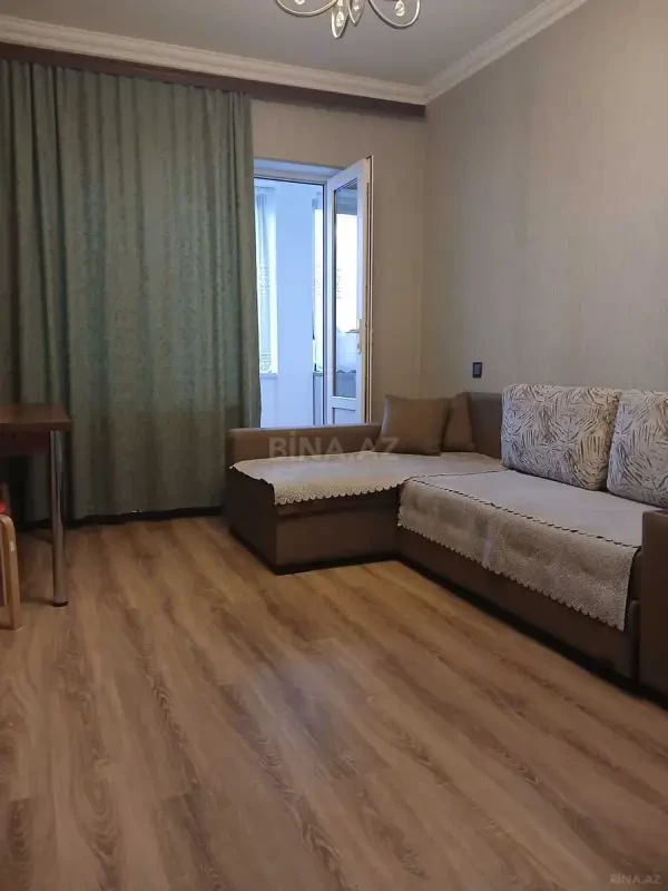Kirayə verilir 2 otaqlı mənzil 60 m²