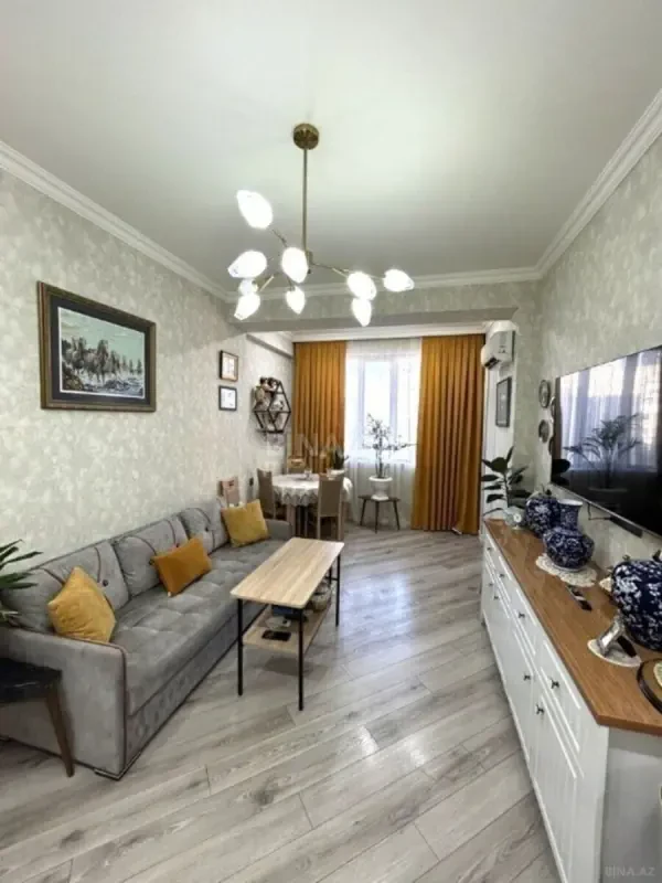 Kirayə verilir 2 otaqlı mənzil 58 m²