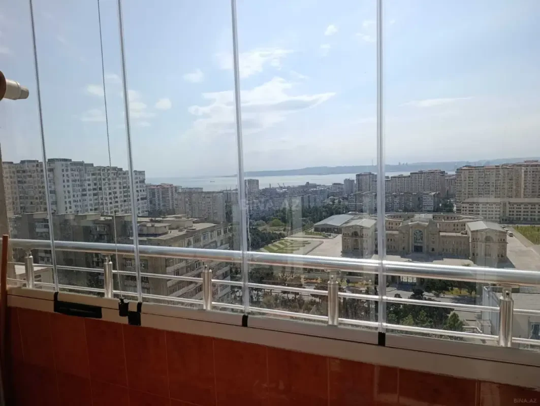 Kirayə verilir 3 otaqlı mənzil 105 m²
