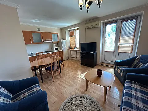 Kirayə verilir 2 otaqlı mənzil 60 m² — Bakı 2 otaq 60.00 m²
