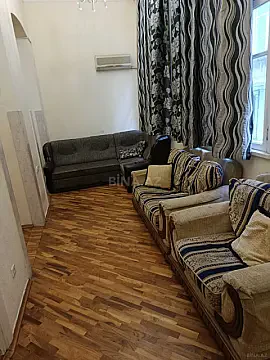 Kirayə verilir 4 otaqlı mənzil 100 m² — Bakı 4 otaq 100.00 m²